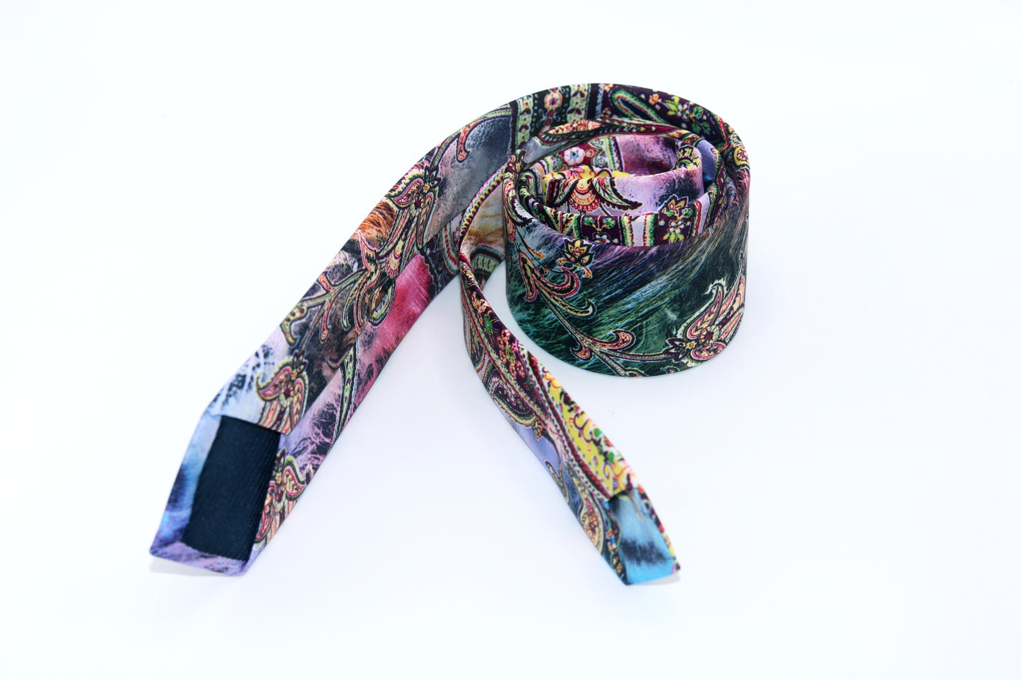 𝐎𝐂𝐄𝐀𝐍 𝐖𝐀𝐕𝐄 𝐓𝐈𝐄