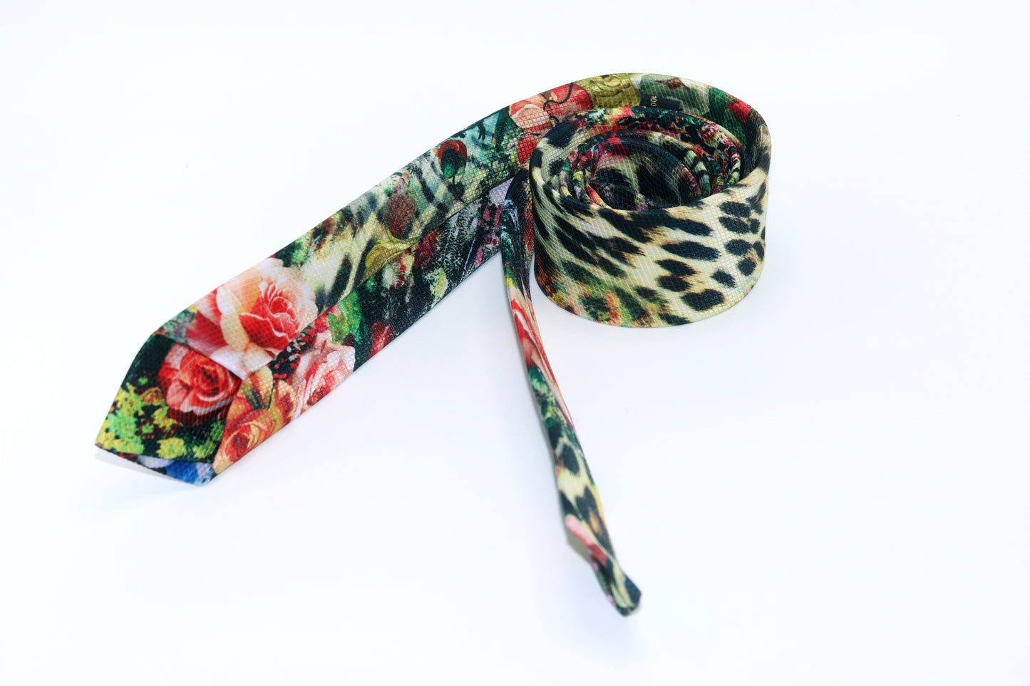 𝐄𝐃𝐄𝐍 𝐆𝐀𝐑𝐃𝐄𝐍 𝐓𝐈𝐄