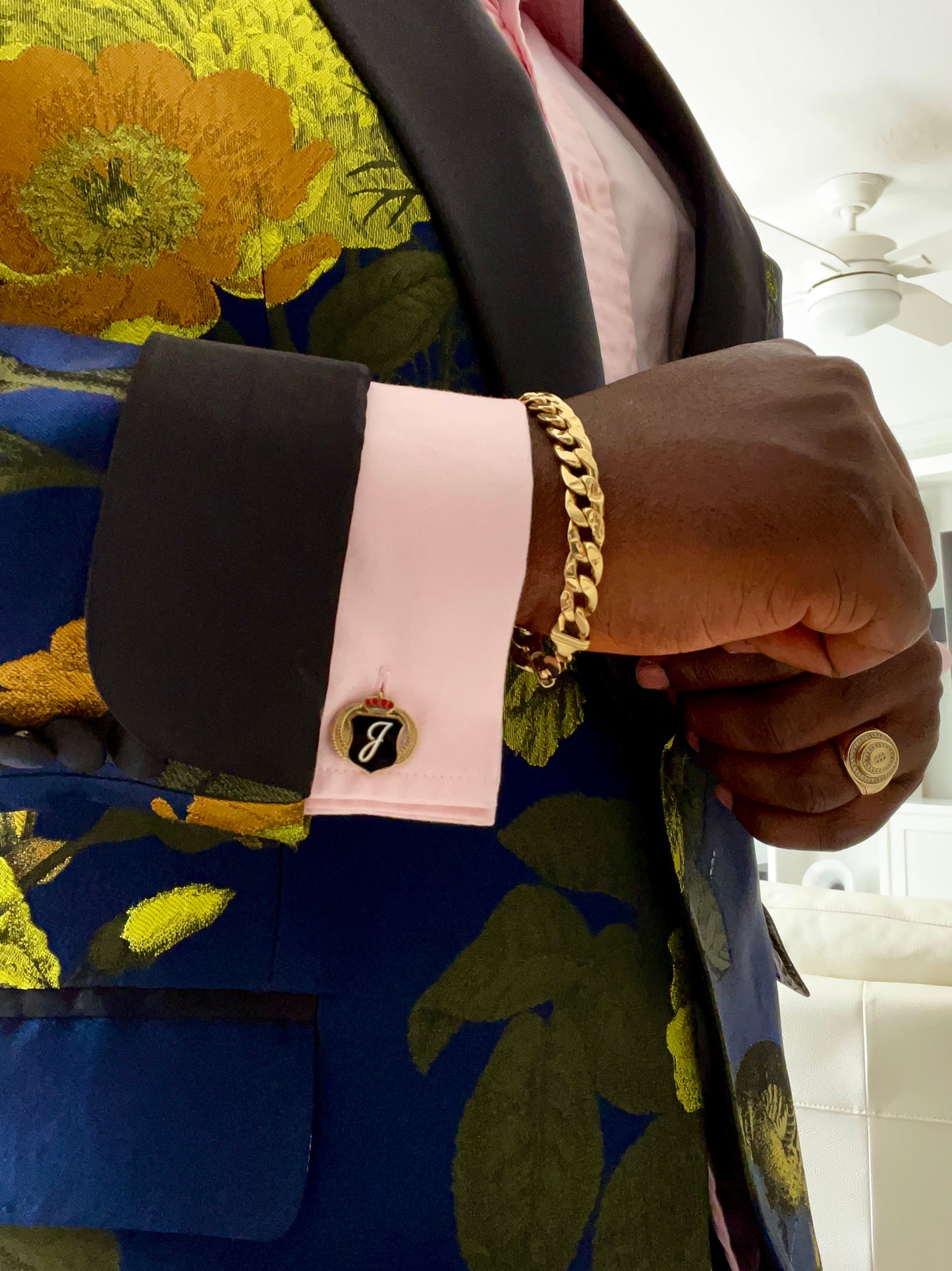 𝐎𝐅𝐅𝐈𝐂𝐈𝐀𝐋 𝐉 𝐂𝐔𝐅𝐅𝐋𝐈𝐍𝐊𝐒