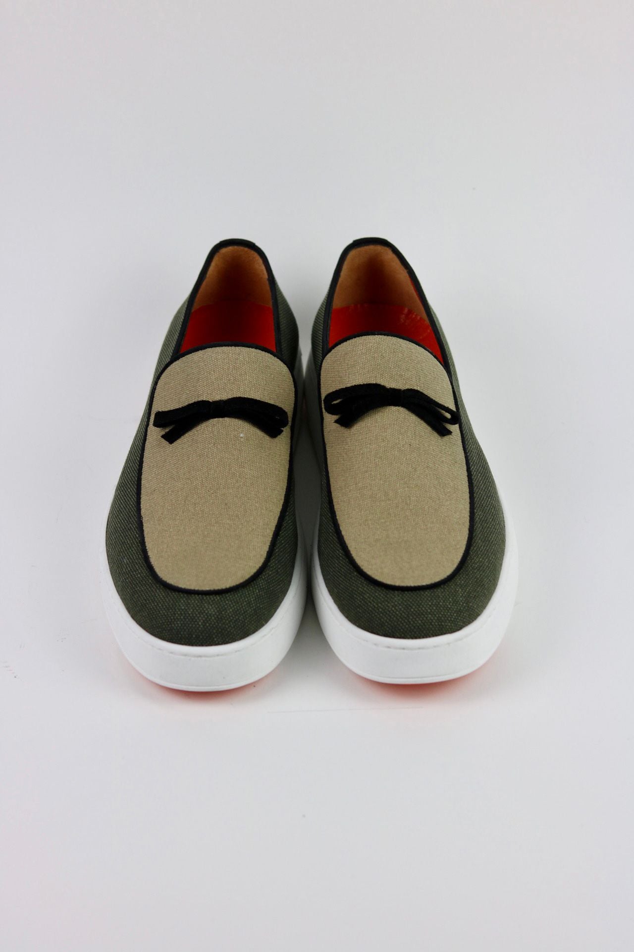 𝐊𝐎𝐃𝐉𝐎 𝐋𝐔𝐗𝐔𝐑𝐘 𝐊𝐍𝐎𝐓 𝐒𝐍𝐄𝐀𝐊𝐄𝐑𝐒