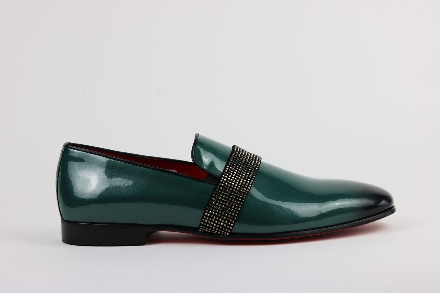 𝐆𝐑𝐄𝐄𝐍 𝐒𝐏𝐈𝐑𝐎 𝐆𝐋𝐈𝐓 𝐋𝐎𝐀𝐅𝐄𝐑𝐒