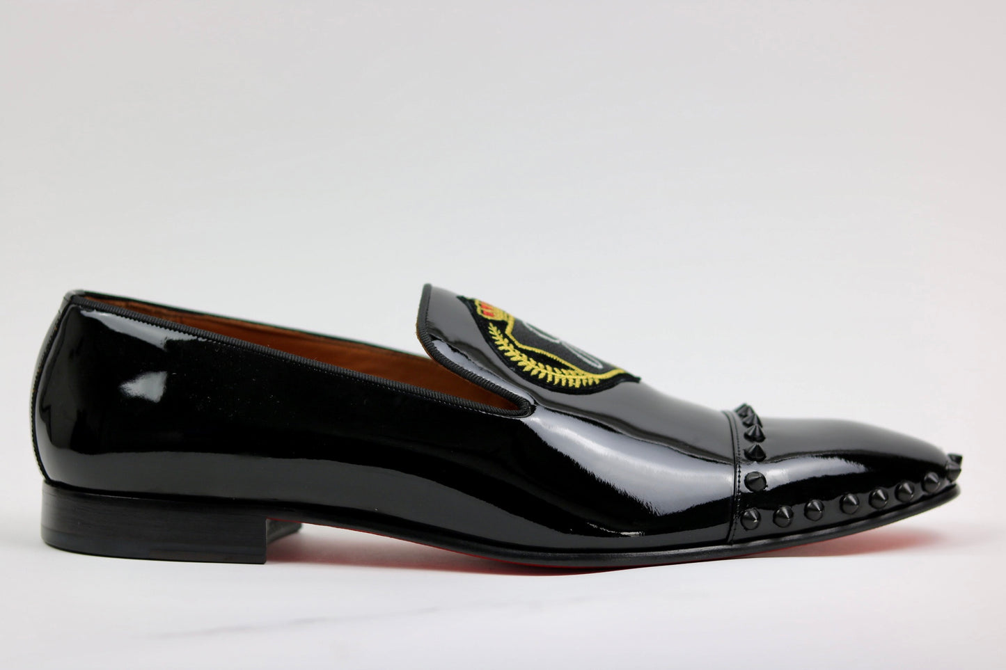 BLACK PATENT OFFICIAL EMBLEM LOAFERS