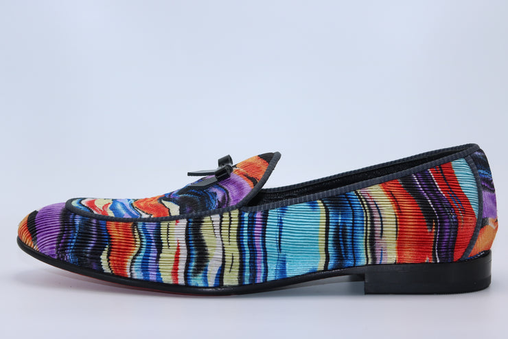 COAT OF MANY COLORS KNOT BOW